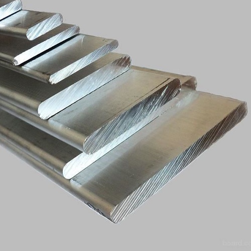 Алюминиевая шина 6x100 мм